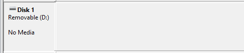 USB shows no media in Disk Management.